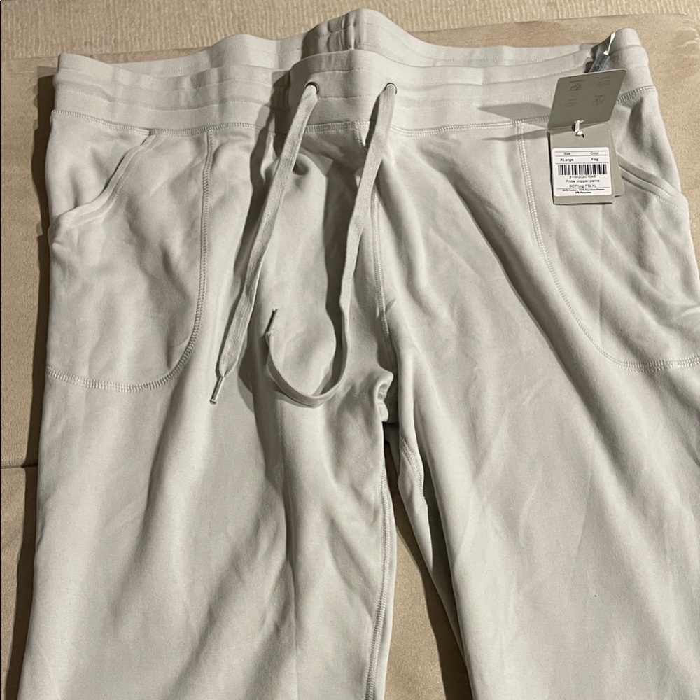 Brand newFace Plant joggers with tags. Women's Light Gray Jogger Pants